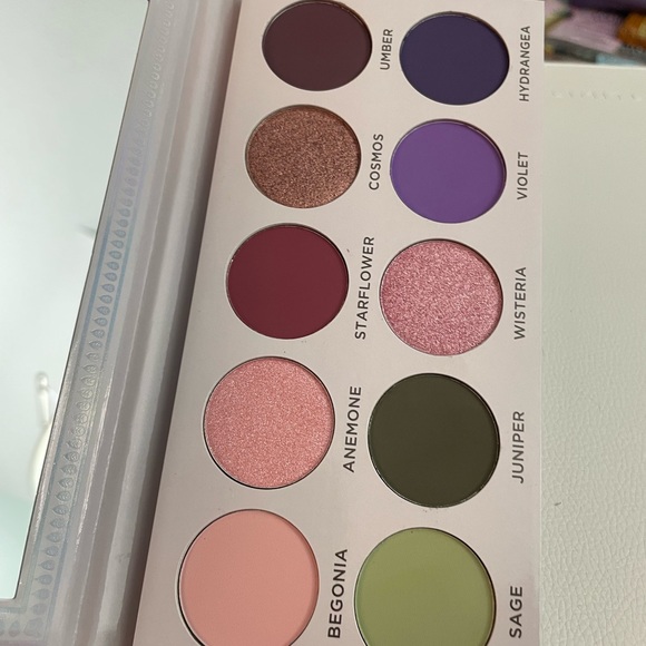 Ace Beautē violet sage eye palette - Picture 4 of 8